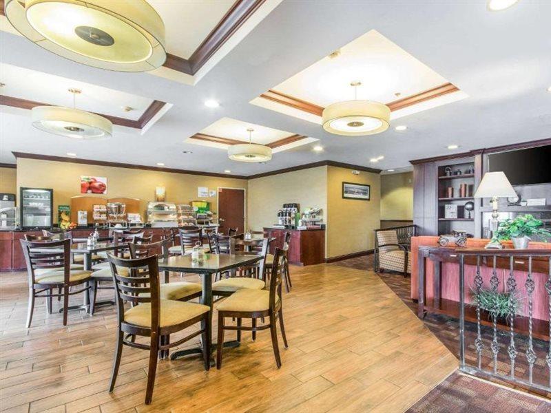 Holiday Inn Express Cincinnati-Lawrenceburg Extérieur photo