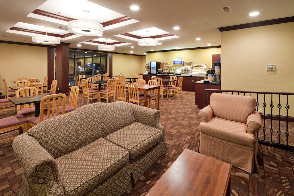 Holiday Inn Express Cincinnati-Lawrenceburg Extérieur photo