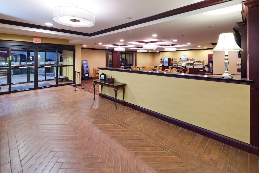 Holiday Inn Express Cincinnati-Lawrenceburg Extérieur photo